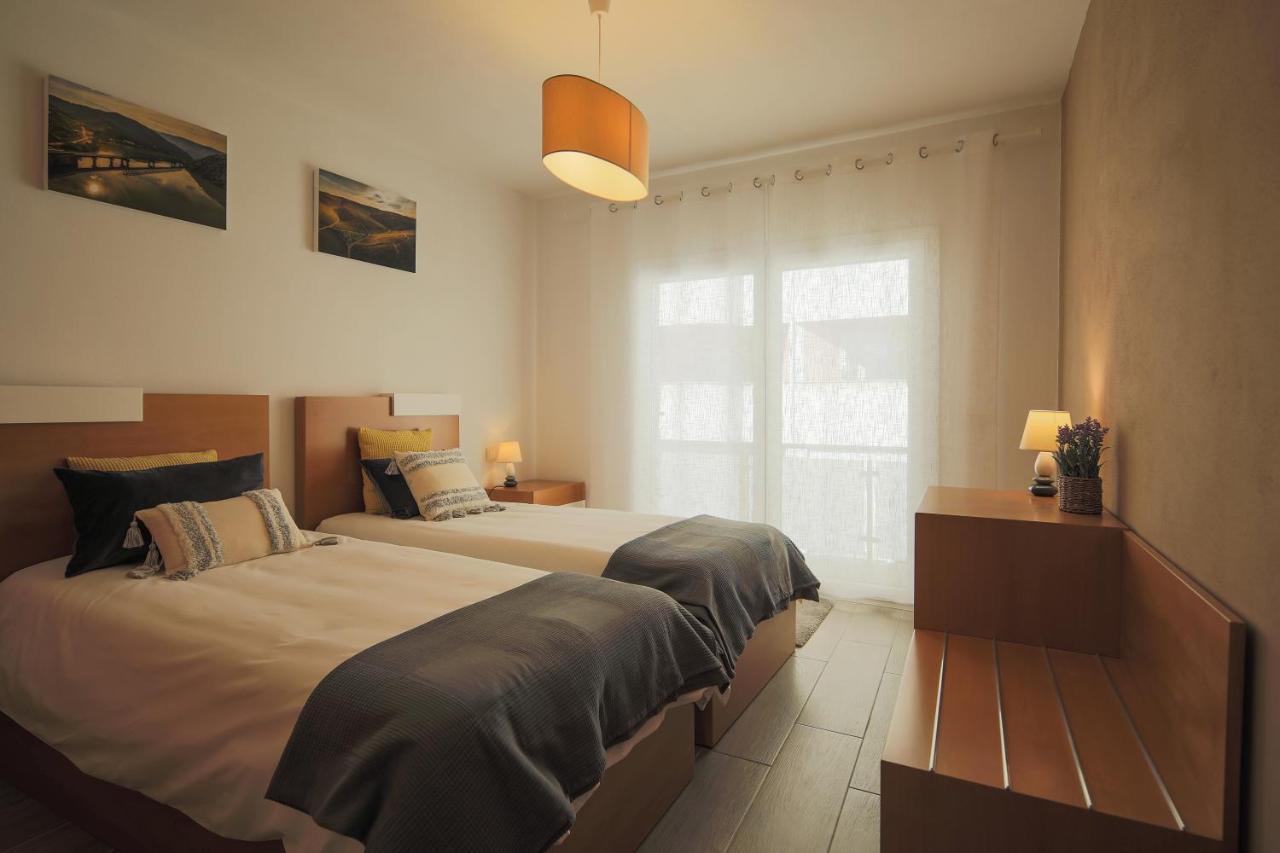 Casa Dos 4 Caminhos - Guest House Douro Peso da Régua Exteriér fotografie
